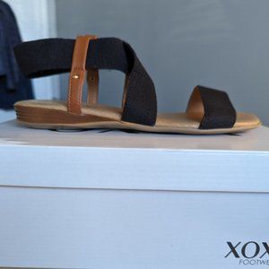 Brand New Womans Black Sandal Size 7.5 - image 1